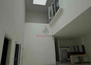 Dijual Villa Taman Polonia 1 lokasi di ",
          price: `9000000000`,
          currency: `IDR`
    };


    let pageData = {
        viewPhoneModalField: , tersedia melalui melalui situs Lamudi