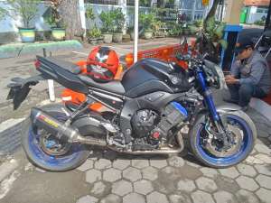 Jual bekas Dijual Yamaha FZ8,lokasi di Batununggal