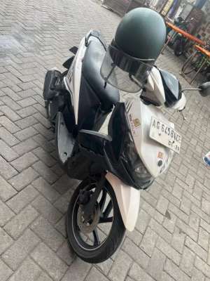 Jual bekas Dijual Yamaha Xeon RC 125,lokasi di Rungkut