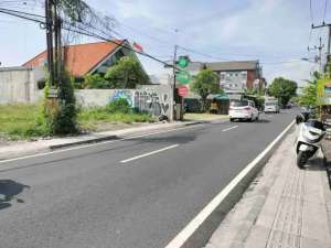 DIKONTRAKKAN TANAH KOMERSIL JLN RAYA BABAKAN CANGGU KUTA UTARA lokasi di Pererenan, tersedia melalui melalui situs Olx