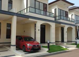 Disewa Rumah 2 Lantai Rapi Terawat di Lavon Swancity Dekat Tol lokasi di cikupa, tersedia melalui melalui situs Lamudi