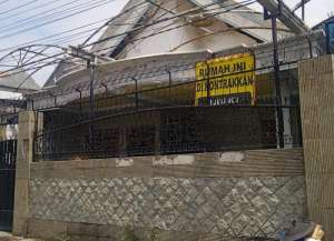 DisewaRumah Jalan Asem Jajar Bubutan Surabaya lokasi di bubutan, tersedia melalui melalui situs Lamudi