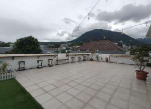 DISEWA RUMAH PREMIUM 3 LANTAI VIEW GUNUNG FURNISHED SENTUL CITY SSR903 lokasi di babakan-madang, tersedia melalui melalui situs Lamudi