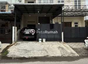 DISEWA VILLA JALAN TENGKU AMIR HAMZAH KOMPLEK GRIYA RIATUR INDAH JALAN TULIP-HELVETIA TIMUR MEDAN HELVETIA indravincent lokasi di medan-helvetia, tersedia melalui melalui situs Lamudi