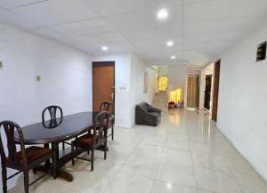 Disewakan Cepat Rumah Pluit Timur Residence Termurah lokasi di ",
          price: `145000000`,
          currency: `IDR`
    };


    let pageData = {
        viewPhoneModalField: , tersedia melalui melalui situs Lamudi