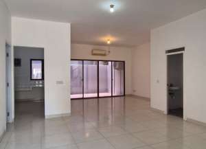 Disewakan Rumah 2 Lantai Bagus Berlokasi Strategis Ke Pusat Kuliner di JGC Jakarta Timur lokasi di cakung, tersedia melalui melalui situs Lamudi