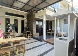 Disewakan Rumah Babatan Pantai Utara lokasi di dukuh-sutorejo, tersedia melalui melalui situs Lamudi