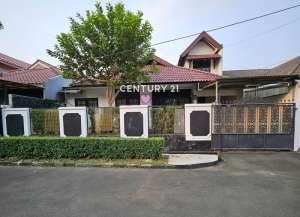 Disewakan Rumah Cantik Harga Menarik Di Bintaro Sektor 3 lokasi di pondok-aren, tersedia melalui melalui situs Lamudi