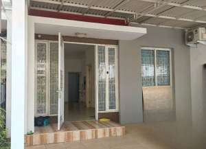 Disewakan Rumah Green Lake City Cluster Amerika Sudah Renov AC BARU lokasi di cipondoh, tersedia melalui melalui situs Lamudi