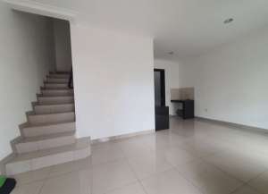 Disewakan Rumah Hot Price di Cluster Springville PIK 2 lokasi di ",
          price: `50000000`,
          currency: `IDR`
    };


    let pageData = {
        viewPhoneModalField: , tersedia melalui melalui situs Lamudi