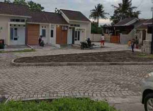 Disewakan rumah PGRI Residences TahunanBulanan lokasi di sepatan, tersedia melalui melalui situs Lamudi