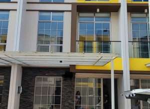 Disewakan Rumah Pik 2 Ukuran 6x10 Kosongan 3 Lantai Siap Huni lokasi di kosambi, tersedia melalui melalui situs Lamudi