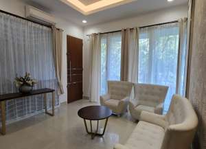 Disewakan Rumah Puri Botanical Residence Meruya Selatan, Joglo. Kembangan. Jakarta Barat lokasi di kembangan, tersedia melalui melalui situs Lamudi