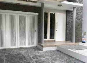 Disewakan rumah siap huni di cluster Asera onewest harapan indah 2 bekasi lokasi di medan-satria, tersedia melalui melalui situs Lamudi