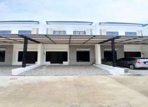 door price motor scoopy cluster griya anindita 4 jatisampurna lokasi di duren-sawit, tersedia melalui melalui situs Lamudi