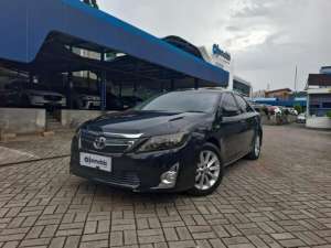 Jual bekas DP 5 Toyota Camry 2.5 Hybrid-AT 2012 UBJ,lokasi di 
