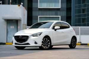 Jual bekas Dp 5jt - Km 60rb Mazda 2 R Skyactiv AT 2018 Lulus Inpeksi Siap Pakai,lokasi di 