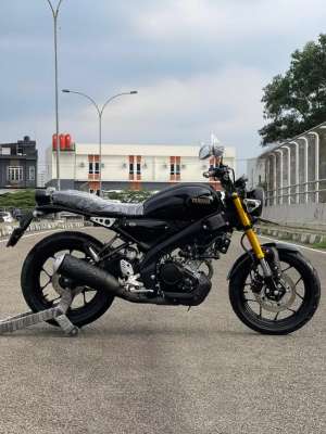 Jual bekas DP 800 ALL NEW XSR 155 Th 2023 Bergaransi,lokasi di Cimanggis