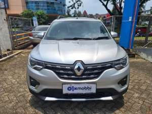 Jual bekas DP MURAH Renault Triber 1.0 RXZ Bensin-AT 2021 Silver CHKBB,lokasi di 