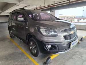 Jual bekas DP RENDAH Chevrolet Spin 1.5 ACTIV Bensin-AT 2014 CMRS,lokasi di 