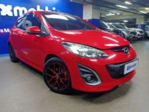 Jual bekas DP RENDAH Mazda 2 1.5 RZ Bensin-AT 2014 TBT B,lokasi di 