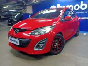 Jual bekas DP RENDAH Mazda 2 1.5 RZ Bensin-AT 2014 TBT,lokasi di 