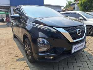 Jual bekas DP RENDAH Nissan Livina 1.5 VL Bensin-AT 2023 ZOC B,lokasi di 
