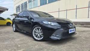 Jual bekas DP RENDAH Toyota Camry 2.5 Hybrid-AT 2019 2PM B,lokasi di 