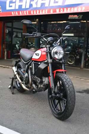 Jual bekas DUCATI SCRAMBLER 800 2019 MERAH LIKE NEW FULL PAPER,lokasi di Jagakarsa