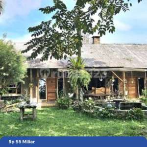 Equestrian Horse StableVilla , tersedia melalui melalui situs Rumah123