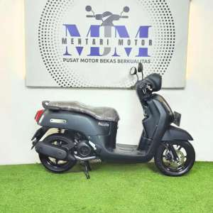 Jual bekas FAZZIO LUX 2023 SS LENGKAP DAN FREE OLI MESIN MENTARI JOJO MOTOR,lokasi di Pasar Minggu