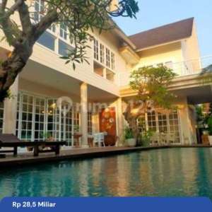 For sale 2 Storey LuxurySpacious villa at tegal cupek badung bali , tersedia melalui melalui situs Rumah123