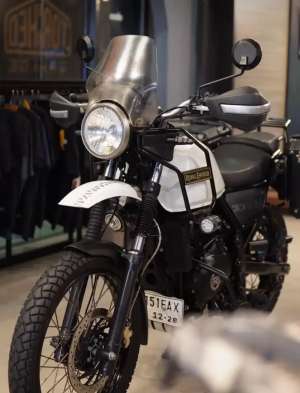 Jual bekas For sale Royal Enfield Himalayan 2018 Bali DK Plate,lokasi di Seminyak