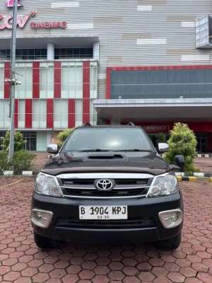 Jual bekas FORTUNER 2.7 G 2006,lokasi di 