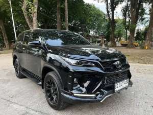 Jual bekas FORTUNER 2.8 VRZ TSS GR AERO PACKAGE 4X2 SOLAR AT,lokasi di 