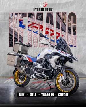 Jual bekas Full Paper LIKE NEW BMW GS R1250 K50 K51 Nik 2023 Knalpot Akrapovic,lokasi di Batu