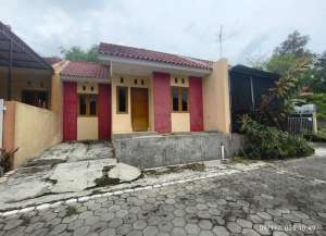 GRIYA PLESUNGAN MOJOSONGO SOLO lokasi di mojosongo-1, tersedia melalui melalui situs Lamudi