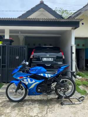 Jual bekas GSX R150 Taun 2018 Istimewa,lokasi di Sokaraja