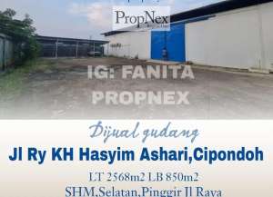 Gudang di Jl. Ry KH Hasyim Ashari lokasi di cipondoh, tersedia melalui melalui situs Lamudi