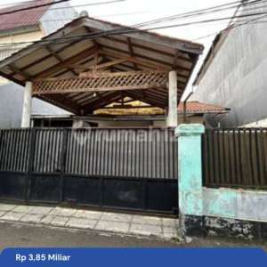 HARGA TERJUN BEBAS Rumah di BLOK A CipeteHanya 400m ke MRT, Cocok untuk Kos-Kosan , tersedia melalui melalui situs Rumah123