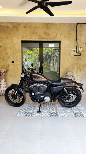 Jual bekas Harley Davidson Sportster Roadster 1200,lokasi di Denpasar Timur