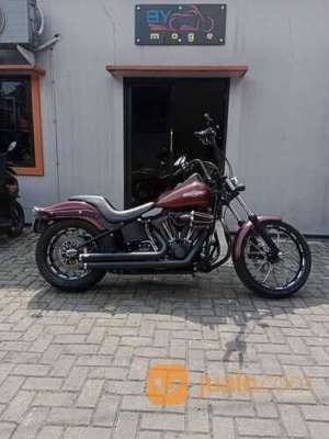 Harley softail 2008 , tersedia melalui melalui situs Jualo