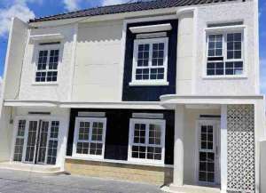 Home town Siap huni di Soreang Bandung luas strategis 3 menit ke gate tol soroja dan RSUD Otto Iskandar Dinata Bandung lokasi di ",
          price: `1700000000`,
          currency: `IDR`
    };


    let pageData = {
        viewPhoneModalField: , tersedia melalui melalui situs Lamudi