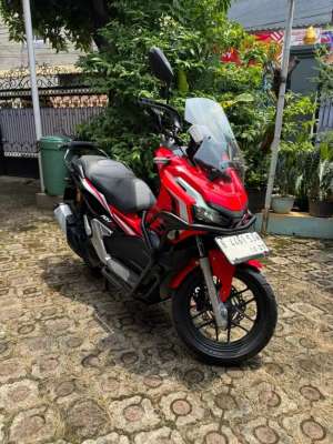 Jual bekas Honda ADV 150 ABS tahun 2019,lokasi di Bekasi Selatan