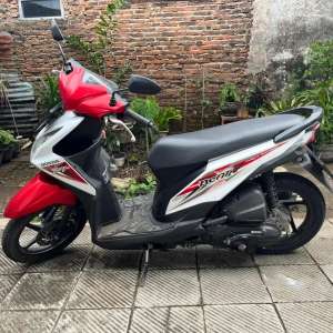 Jual bekas HONDA BEAT 2015,lokasi di Bondowoso