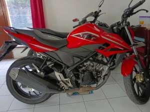Jual bekas Honda cb 150r 2015,lokasi di Slawi