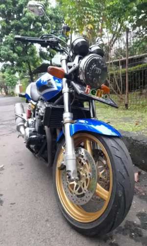 Jual bekas Honda cb 400 Sf 4 cylinder,lokasi di Tanah Sareal