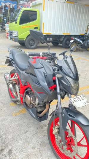 Jual bekas HONDA CB150R Streetfighter 2019,lokasi di Citayam