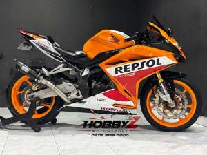 Jual bekas Honda cbr 250 RR abs 2017 repsol,km 18rb,no ninja,xmax,mt25,istimewa,lokasi di Kemayoran