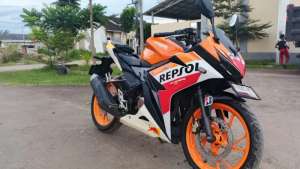 Jual bekas Honda CBR 250cc,lokasi di Ciseeng